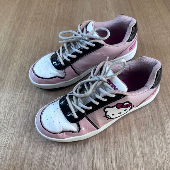 Hello Kitty Pink Black Patent Sneakers Women’s 8 Sanrio Y2K Kawaii Vintage - Picture 1 of 8